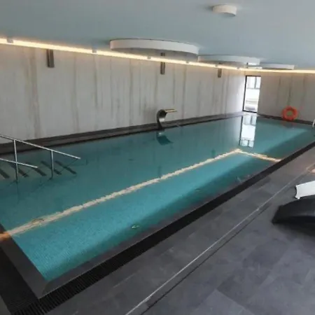 A213 Solny Lägenhet *